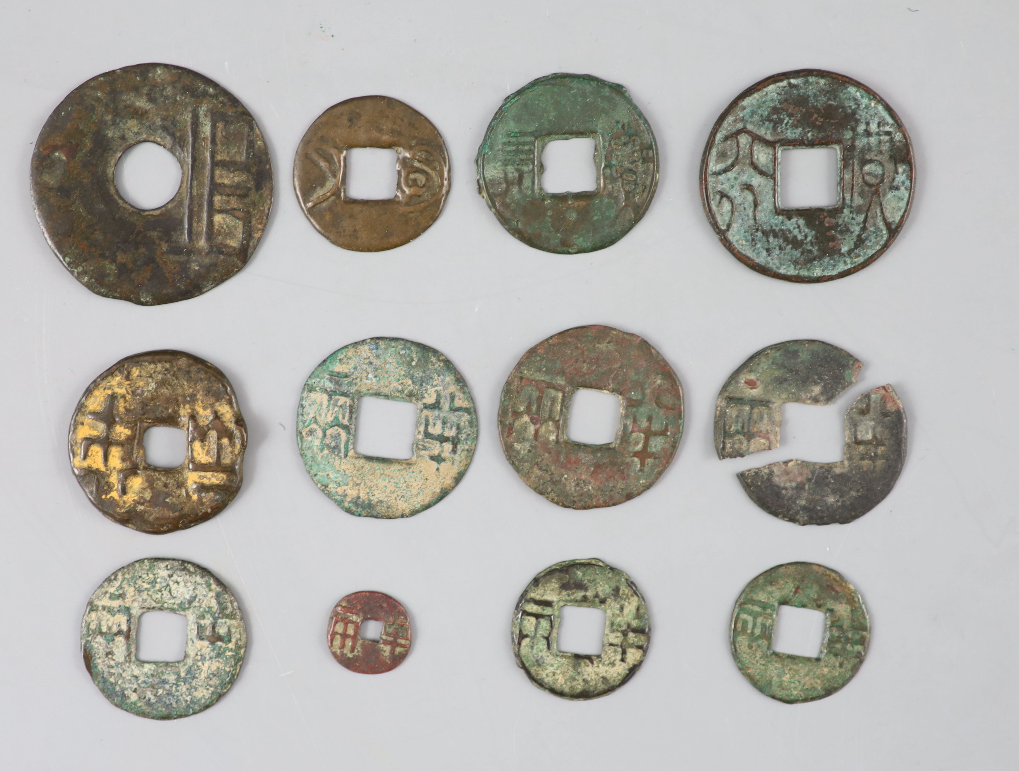 China, 12 Ancient bronze round coins, Zhou dynasty c.350 BC to Western Han dynasty c.119 BC,